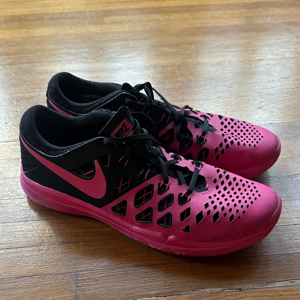 Nike Women's Athletic Shoes in Pink and Black